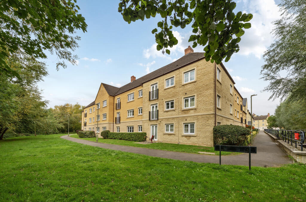 Main image of property: New Bridge Street, Witney, Oxfordshire