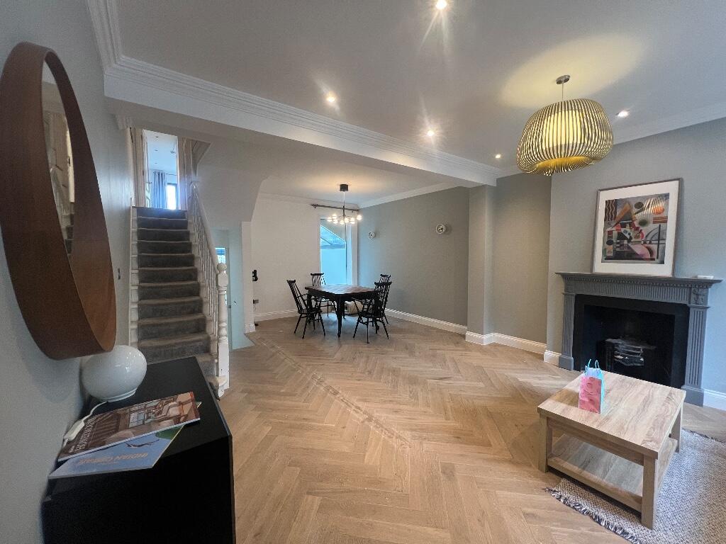 4 bedroom terraced house for rent