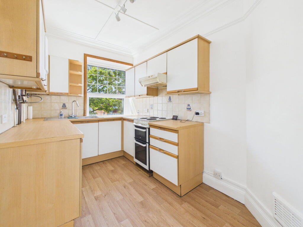 Windsor Road, Worthing, BN11 2LY - View 4