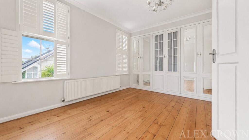 House in London - More