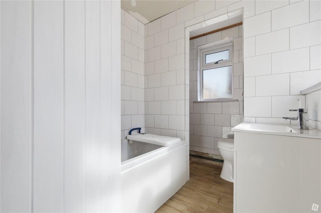House in Chelmsford - View 5