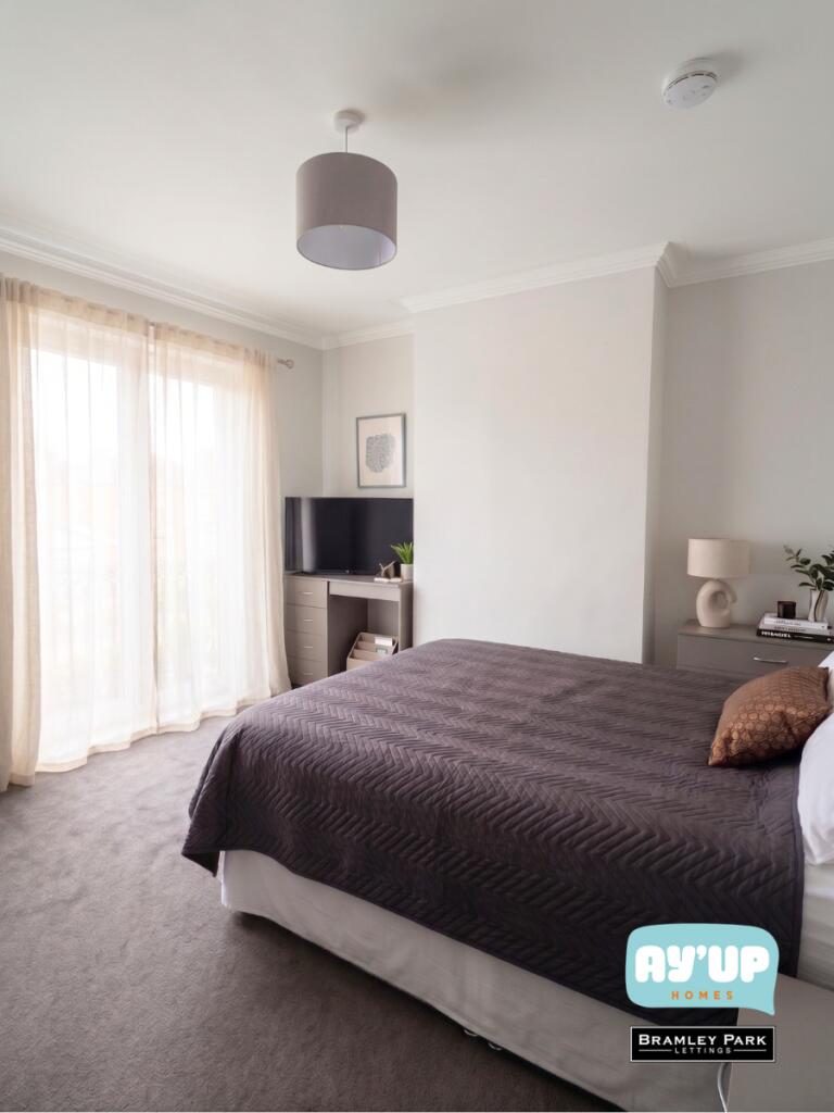 Room 1, 22 Clifton Mount S65 2AQ