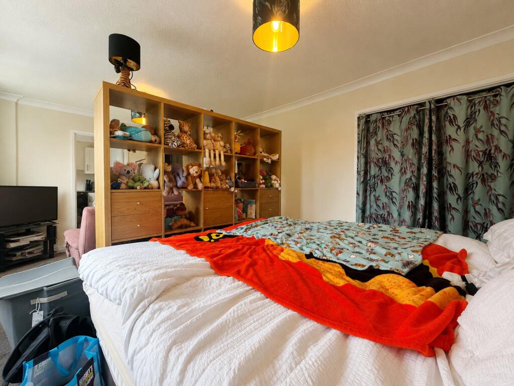 Apartment in East Suffolk, Melton - View 4