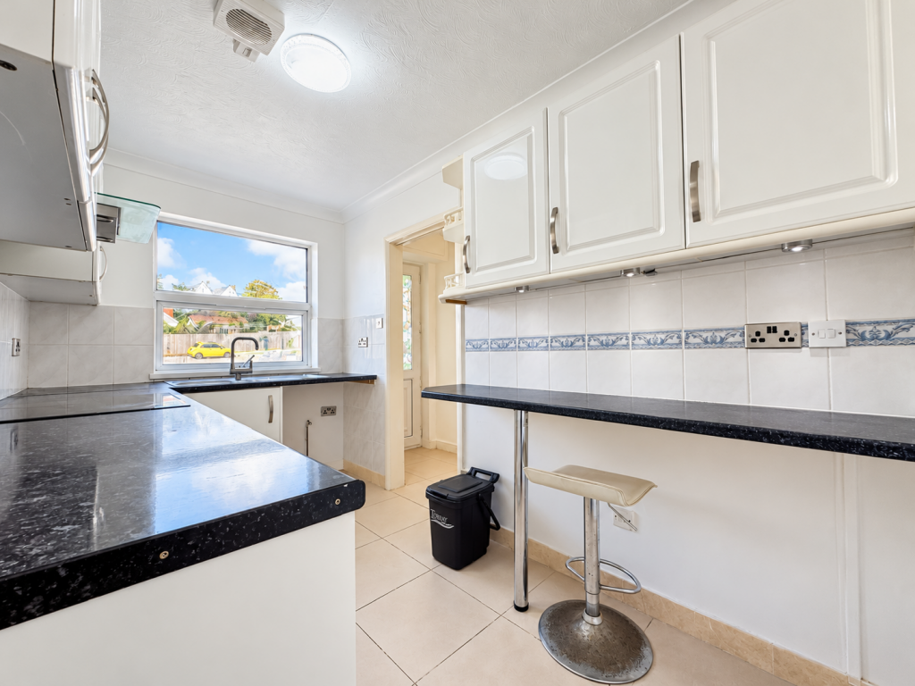 Apartment in Torquay - View 4