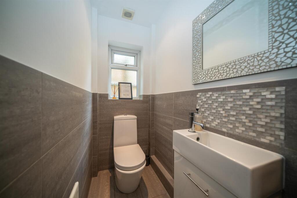 House in Three Rivers, Abbots Langley - View 5