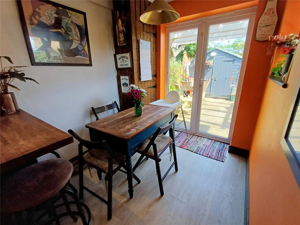 House in Bridport, Dorset - View 4
