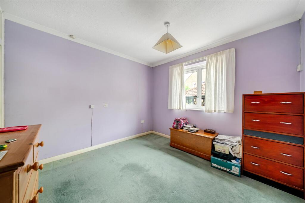 Apartment in Dorchester - More