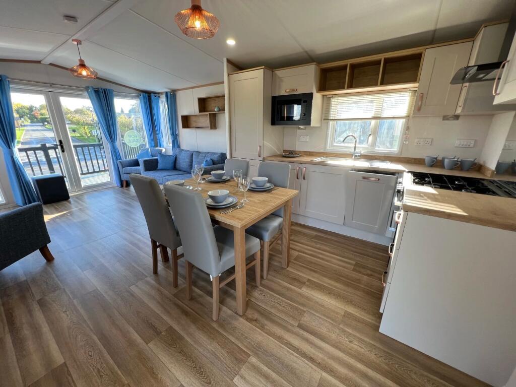 Additional image 3 of Two Bed Sunseeker Spirit (39x12) 2023, Dovecote Riverside Park, Welford Road, Bidford-upon-Avon, Warwickshire, B50 4NP