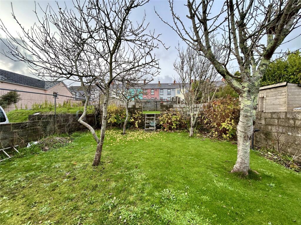 Cambrian Road, Neyland, Milford Haven, Pembrokeshire, SA73 - View 3