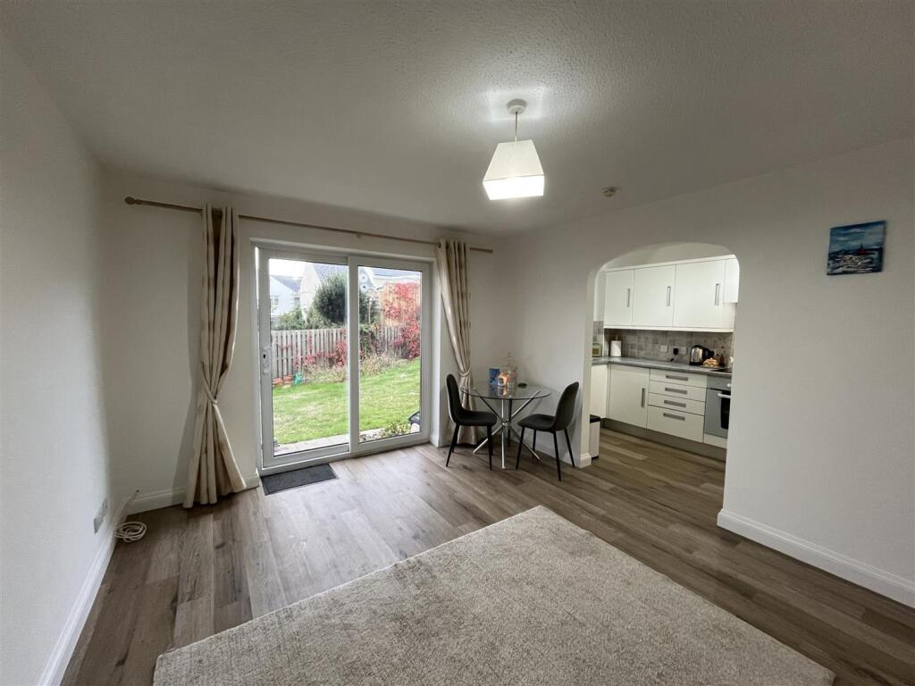 Apartment in Dorchester - View 5