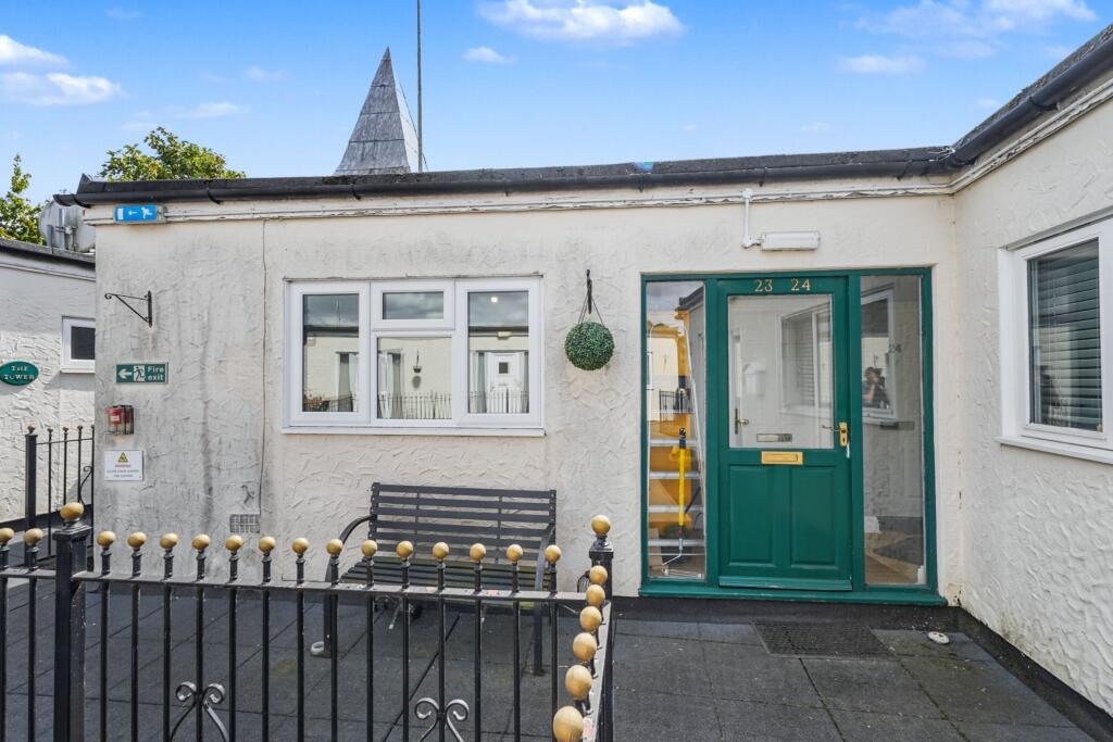 Main image of property: Flat , Castle Walk, Lower Street, Stansted