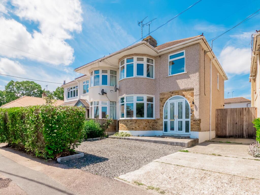 Main image of property: Broadlands Avenue, Hockley, SS5