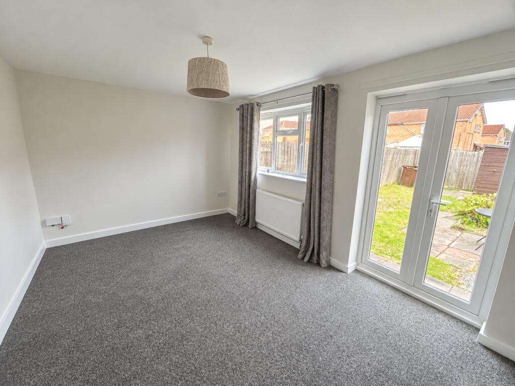 House in Rotherham, Laughton Common, Thurcroft - View 3