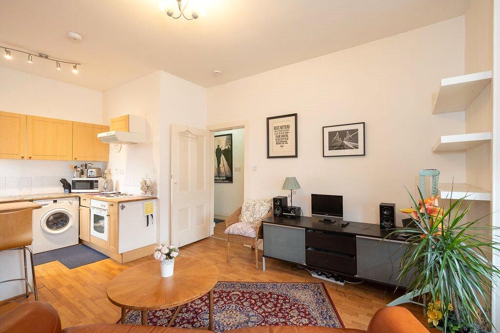 Apartment in Edinburgh - View 2