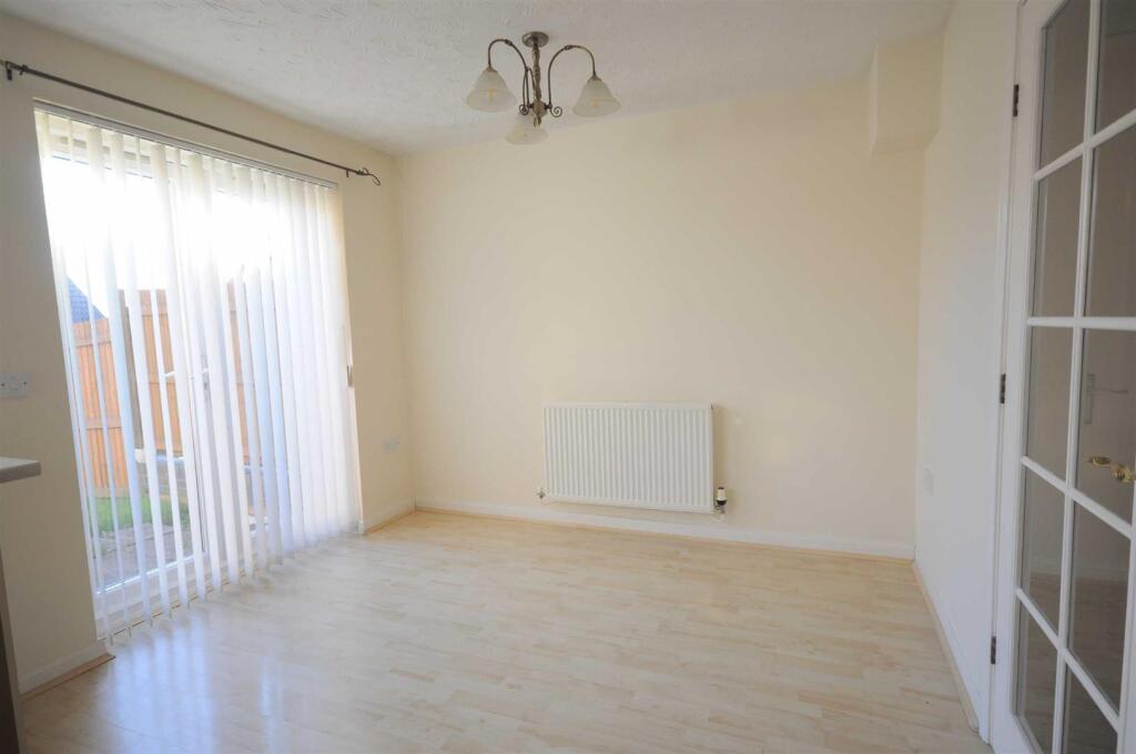 House in Stoke-on-Trent - View 5