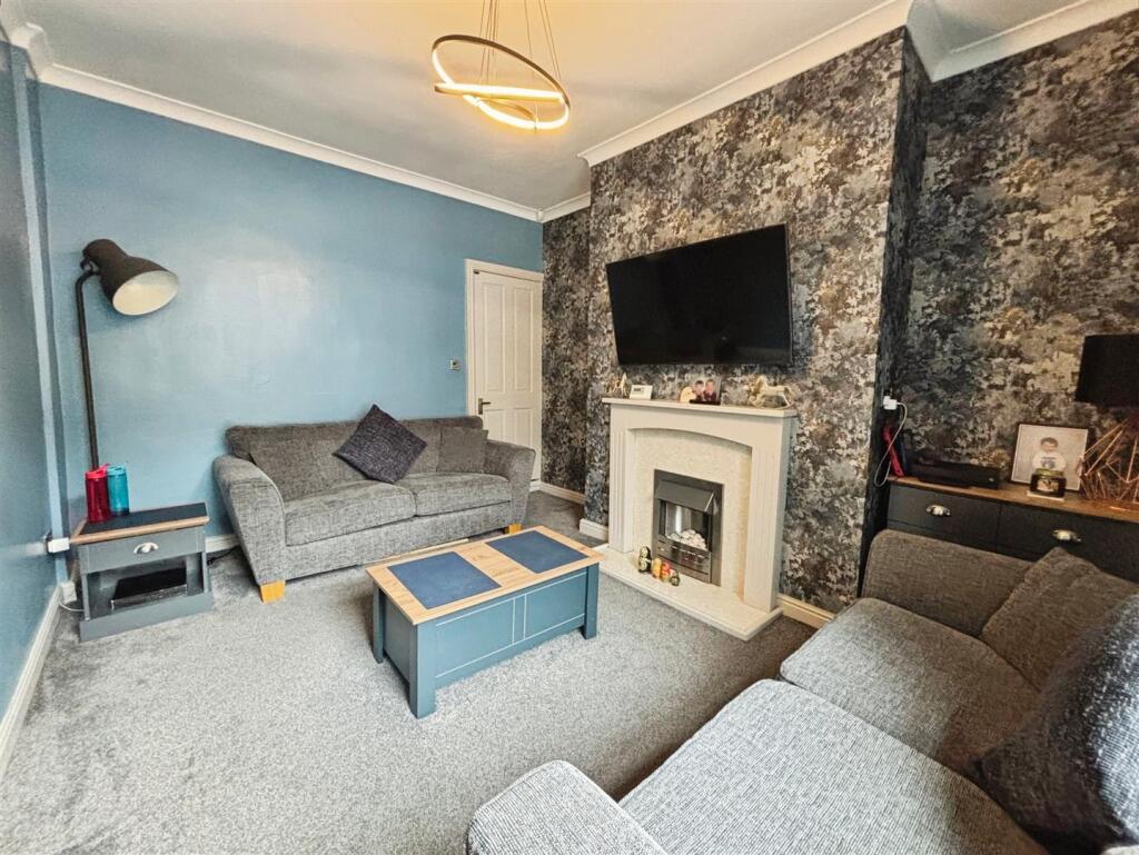 Additional image 3 of Holly Street, Bradford, BD6 3NF