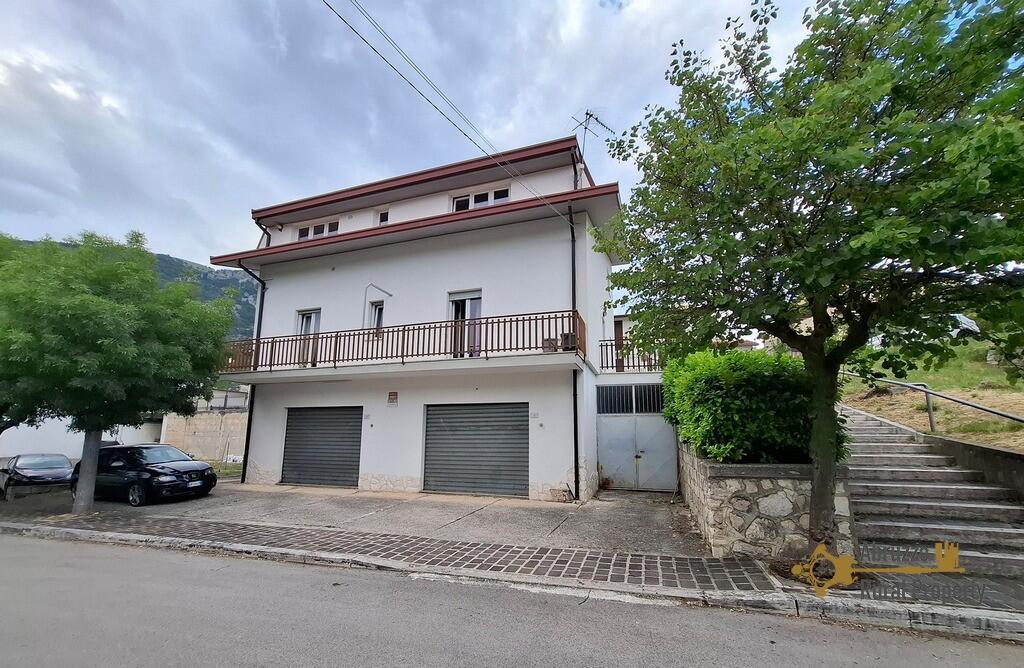 Main image of property: Lettopalena, Chieti, Abruzzo