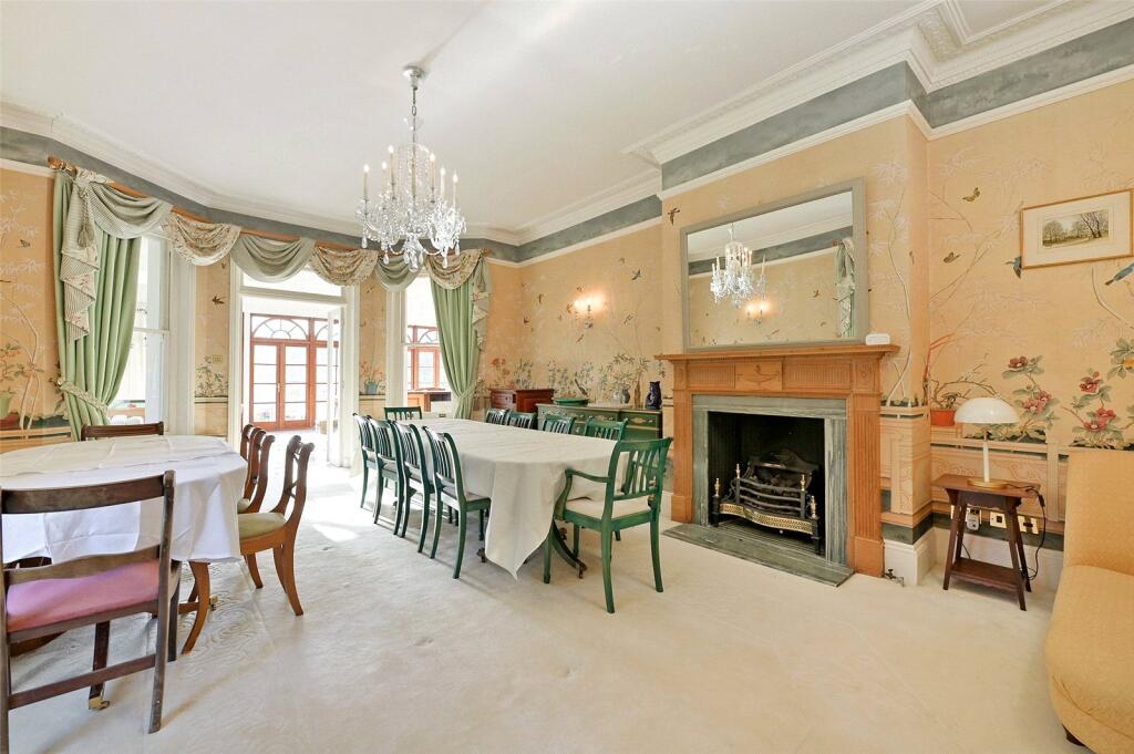 House in Slough - View 4