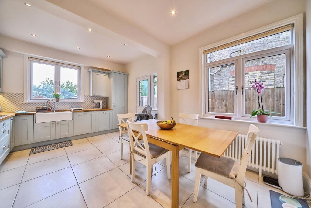House in London, Canning Town - View 4