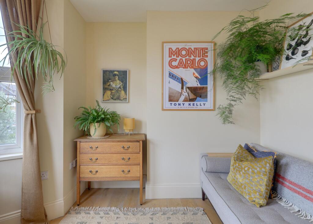 Apartment in London - More