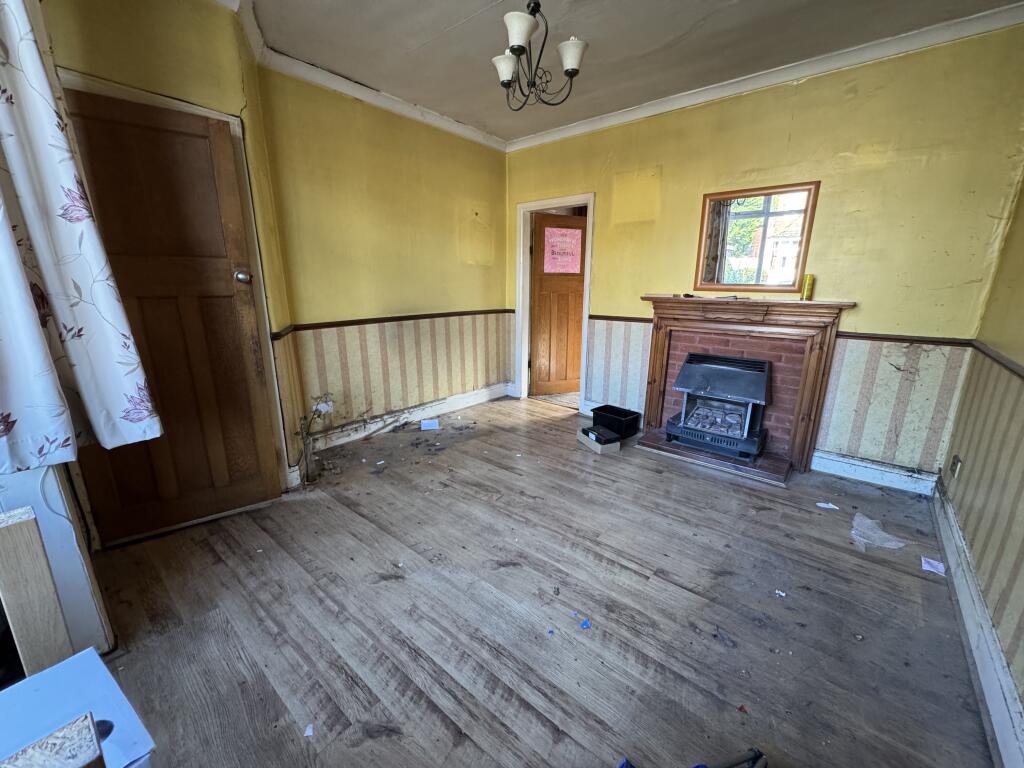 House in Stockport, Woodbank Estate, Portwood - View 2