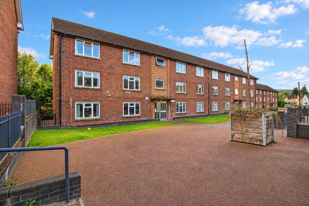 Main image of property: Treharne Flats, Holly Street, Rhydyfelin, Pontypridd, CF37 5DD