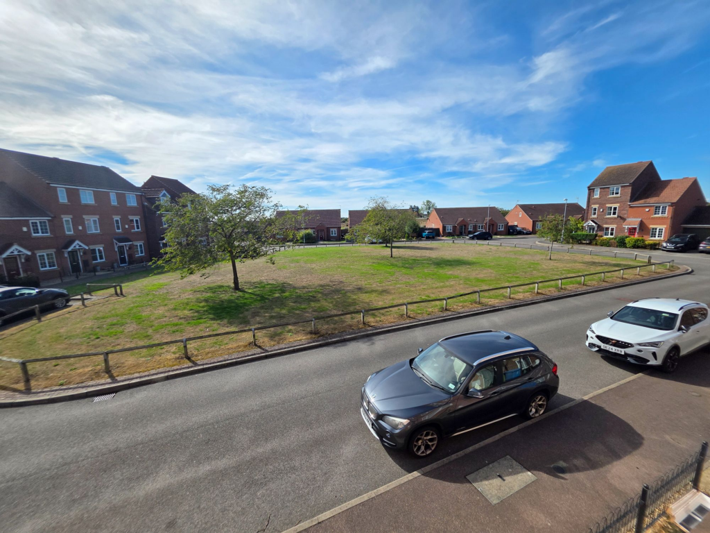 House in Doncaster - View 5