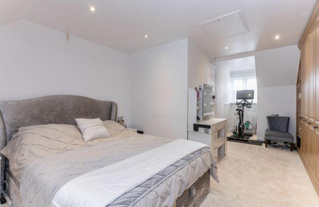 Additional image 10 of Fullerton Close, Markyate, St Albans