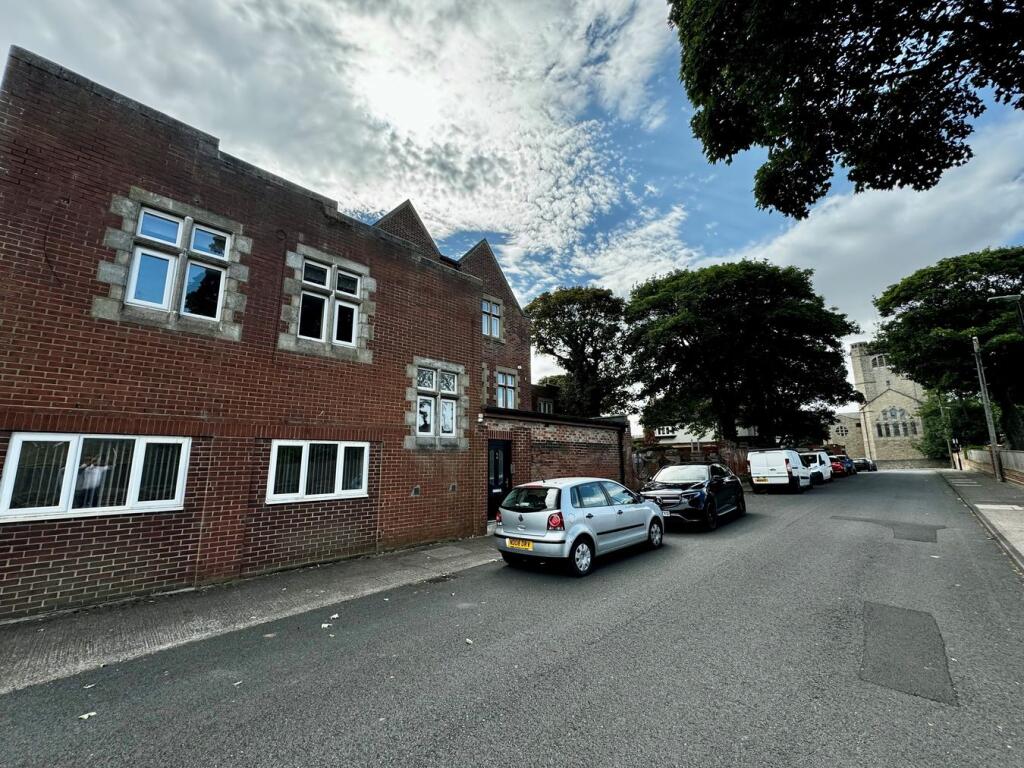 Property photo 8