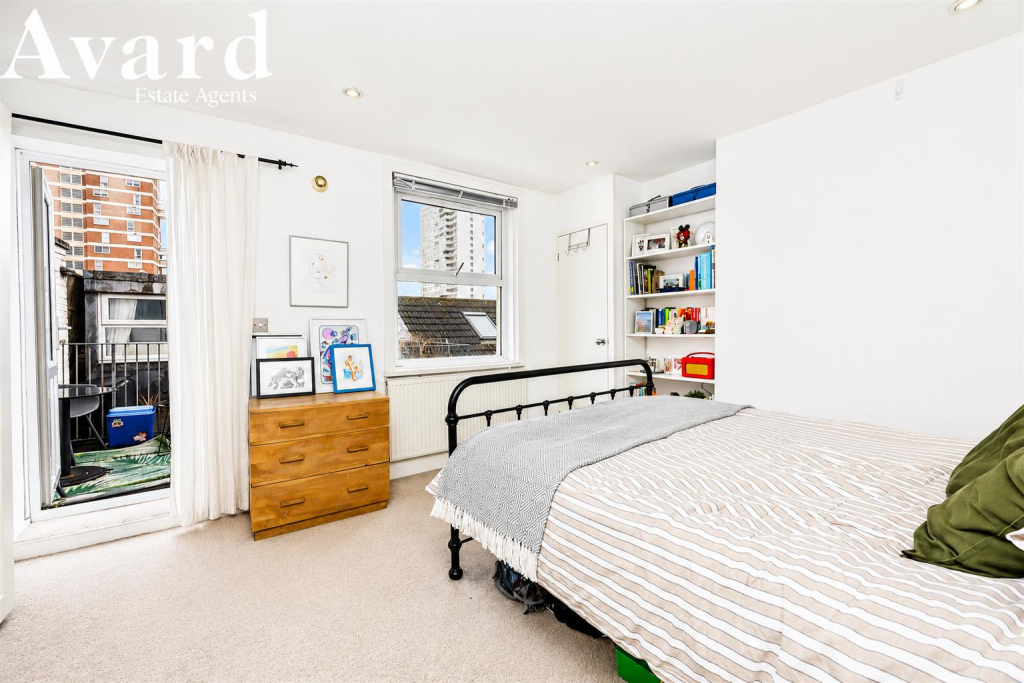 Apartment in Brighton - View 5