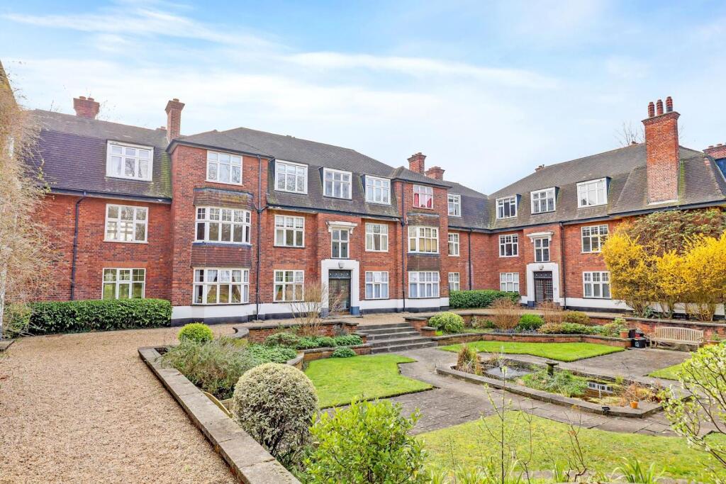 Main image of property: Lawrie Park Road, London