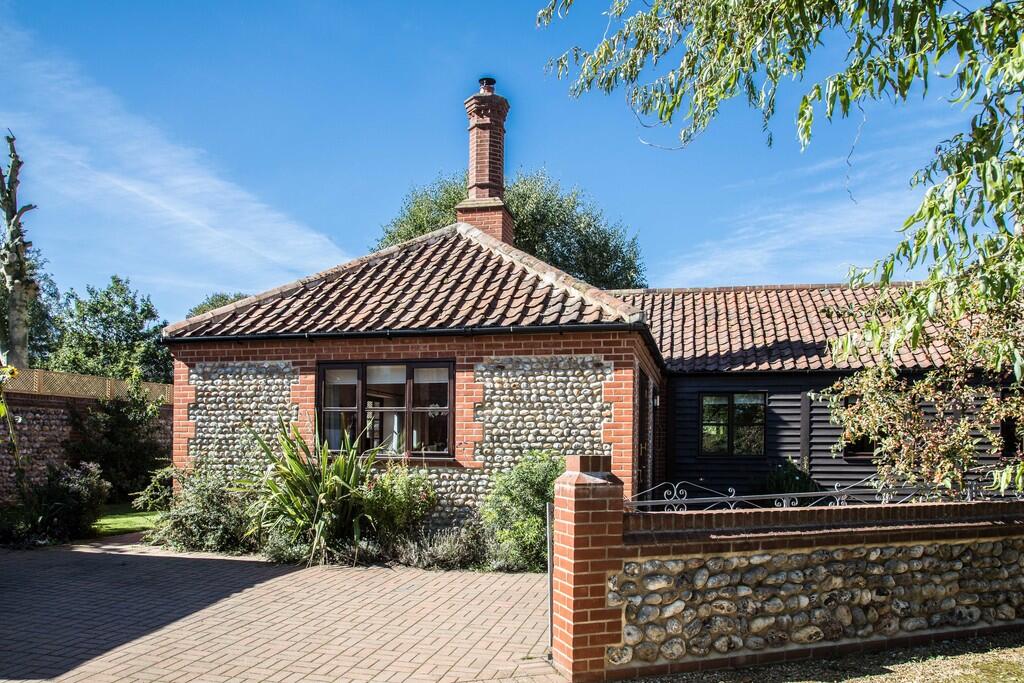 Main image of property: Meadow Lane, Southrepps