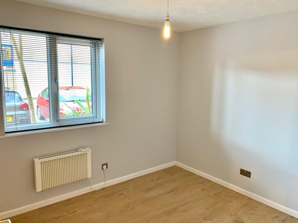 Apartment in Southampton - More