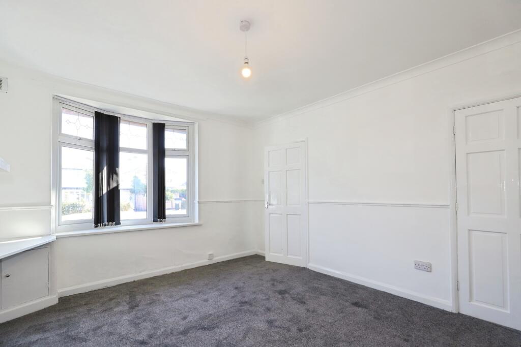 House in Wolverhampton, West Midlands - View 4