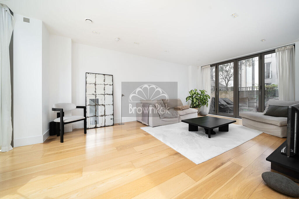 3 bedroom town house for rent
