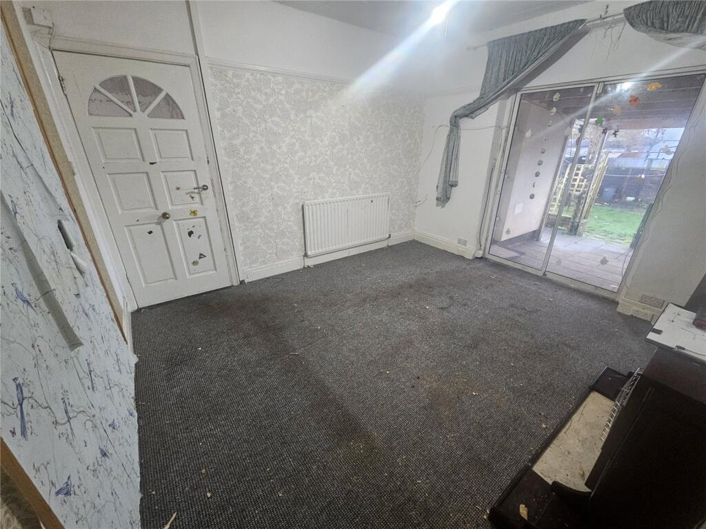 Stafford Road, Wolverhampton, West Midlands, WV10 photo 3