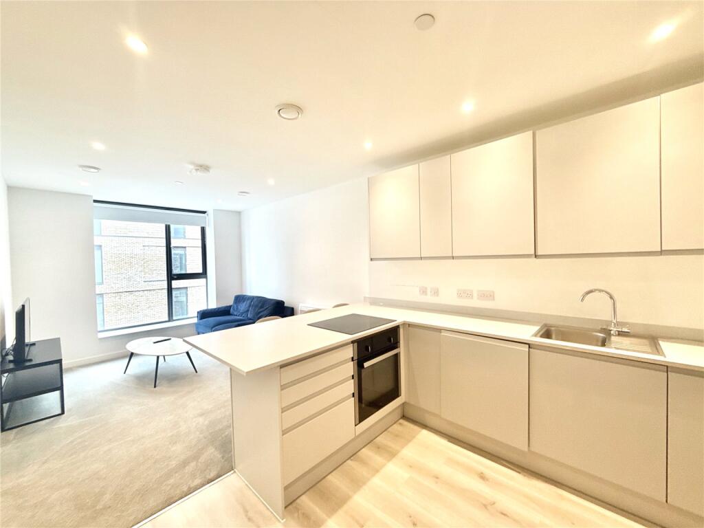 Apartment in Trafford, Greater Manchester - View 2