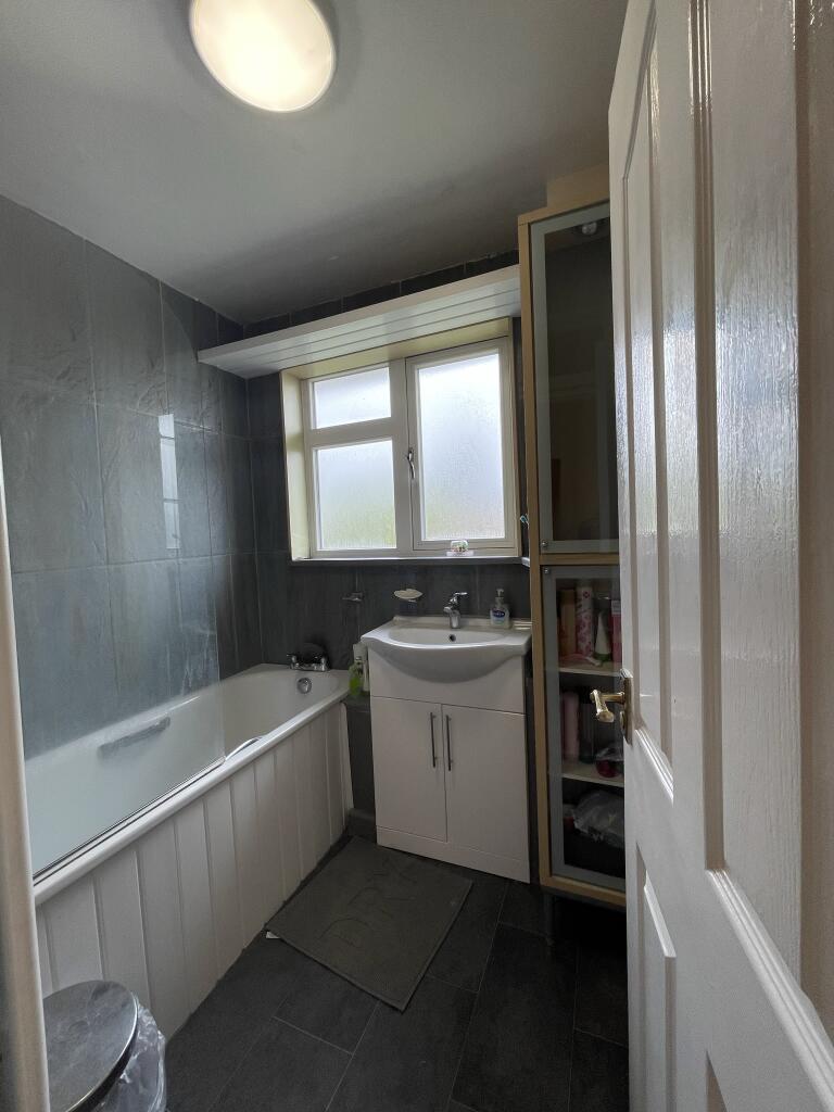 3 bedroom apartment for rent