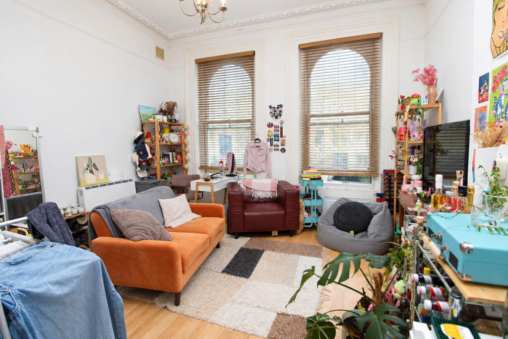 Apartment in Brighton - More