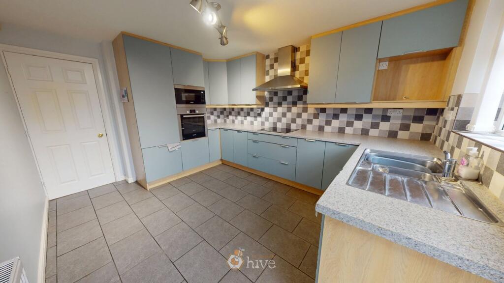 Whisperwood Drive, Balby, Doncaster, DN4 photo 2