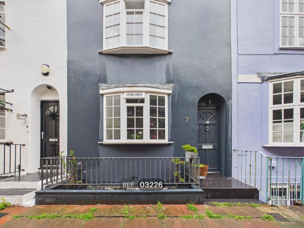 Main image of property: Blenheim Place, Brighton, BN1 4AE