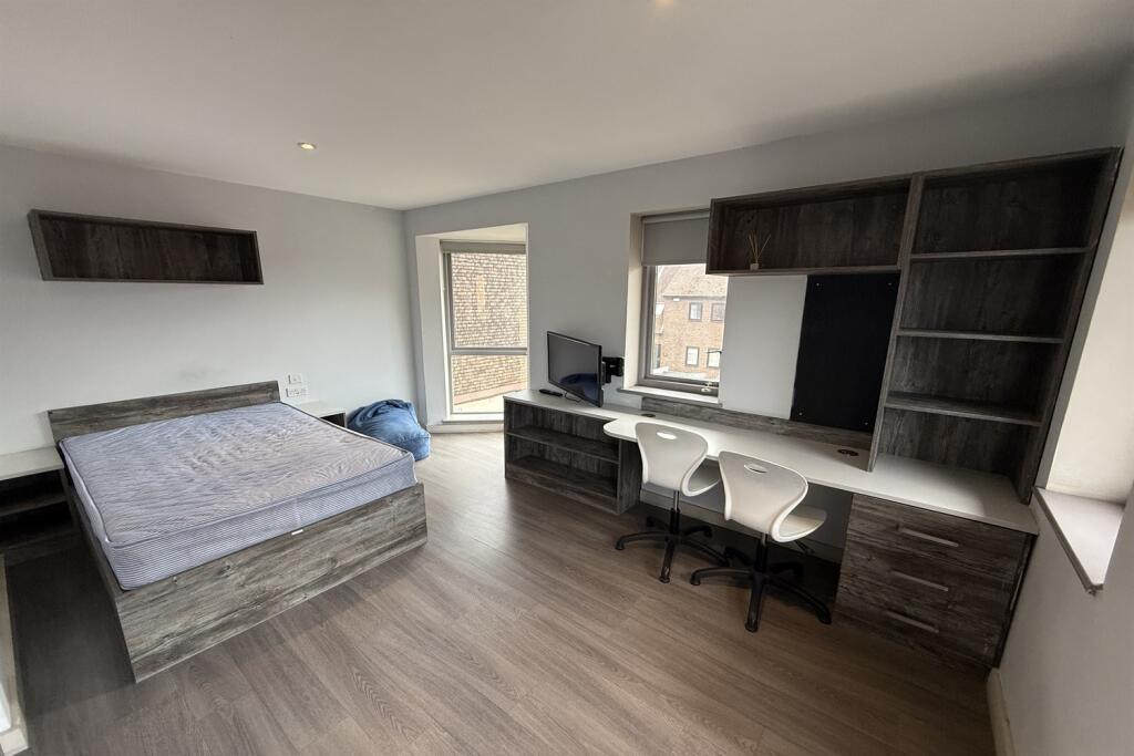 Main image of property: Saxon Court, Church Street, RG1