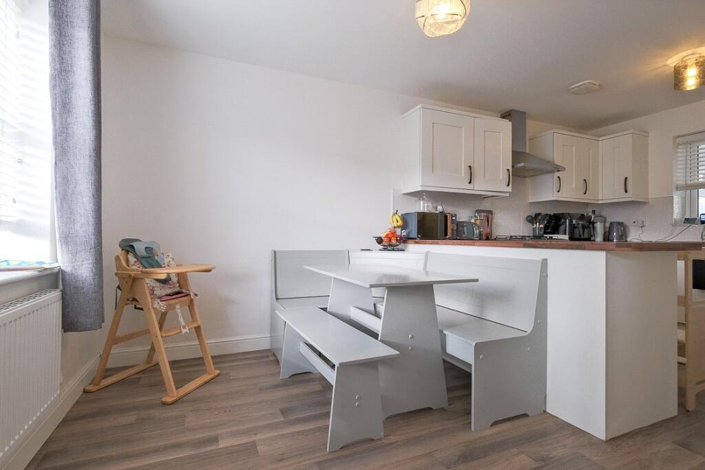 Foster Drive, Burnley, Lancashire, BB12 photo 4