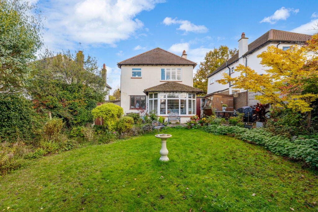 House in Kingston upon Thames - View 2