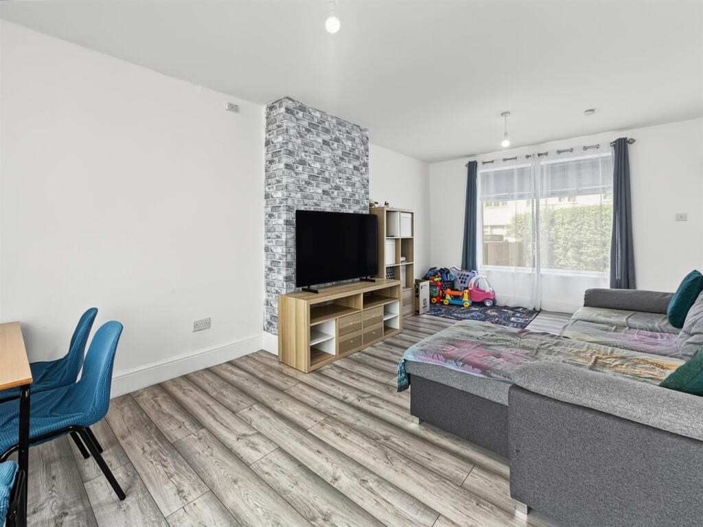 House in Nottingham - View 4