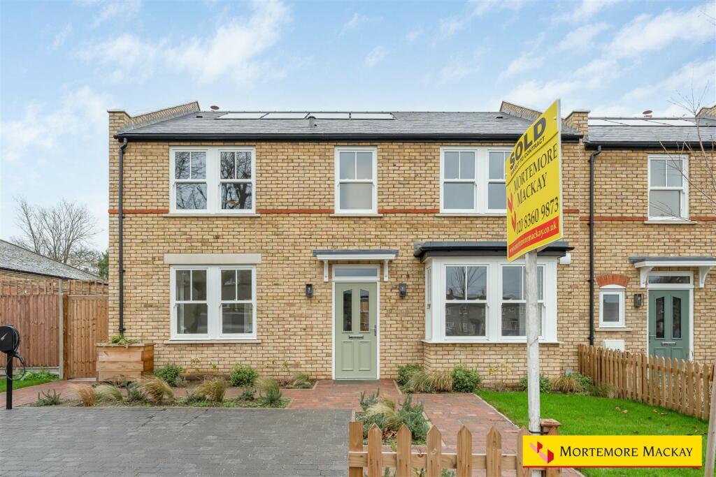 Main image of property: Carpenter Gardens, London