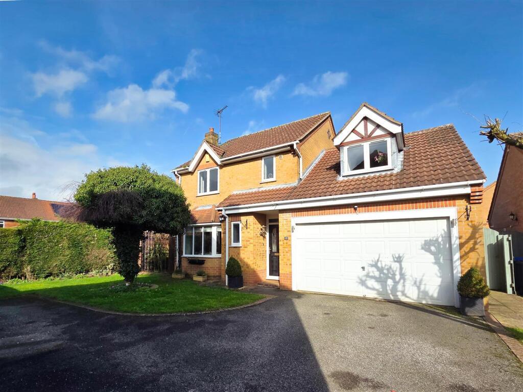 Main image of property: Fonton Hall Drive, Sutton-In-Ashfield