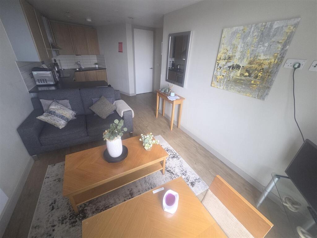 Apartment in Liverpool - View 2