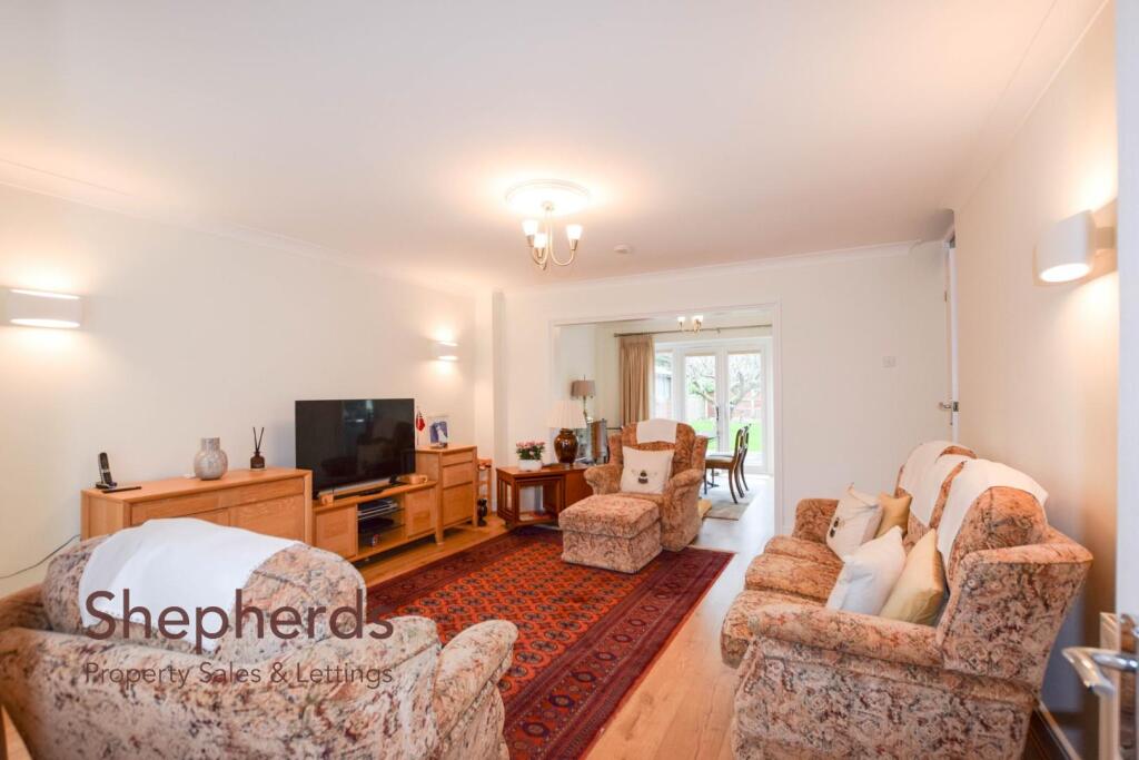 Dig Dag Hill, West Cheshunt photo 2