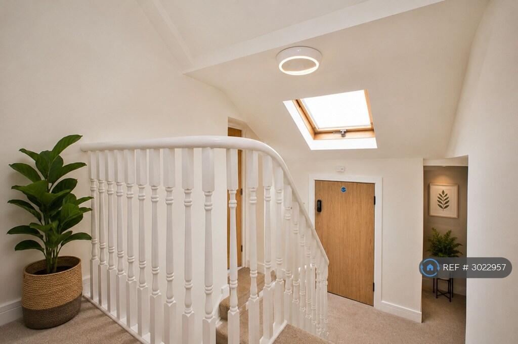 House in Taunton - View 3